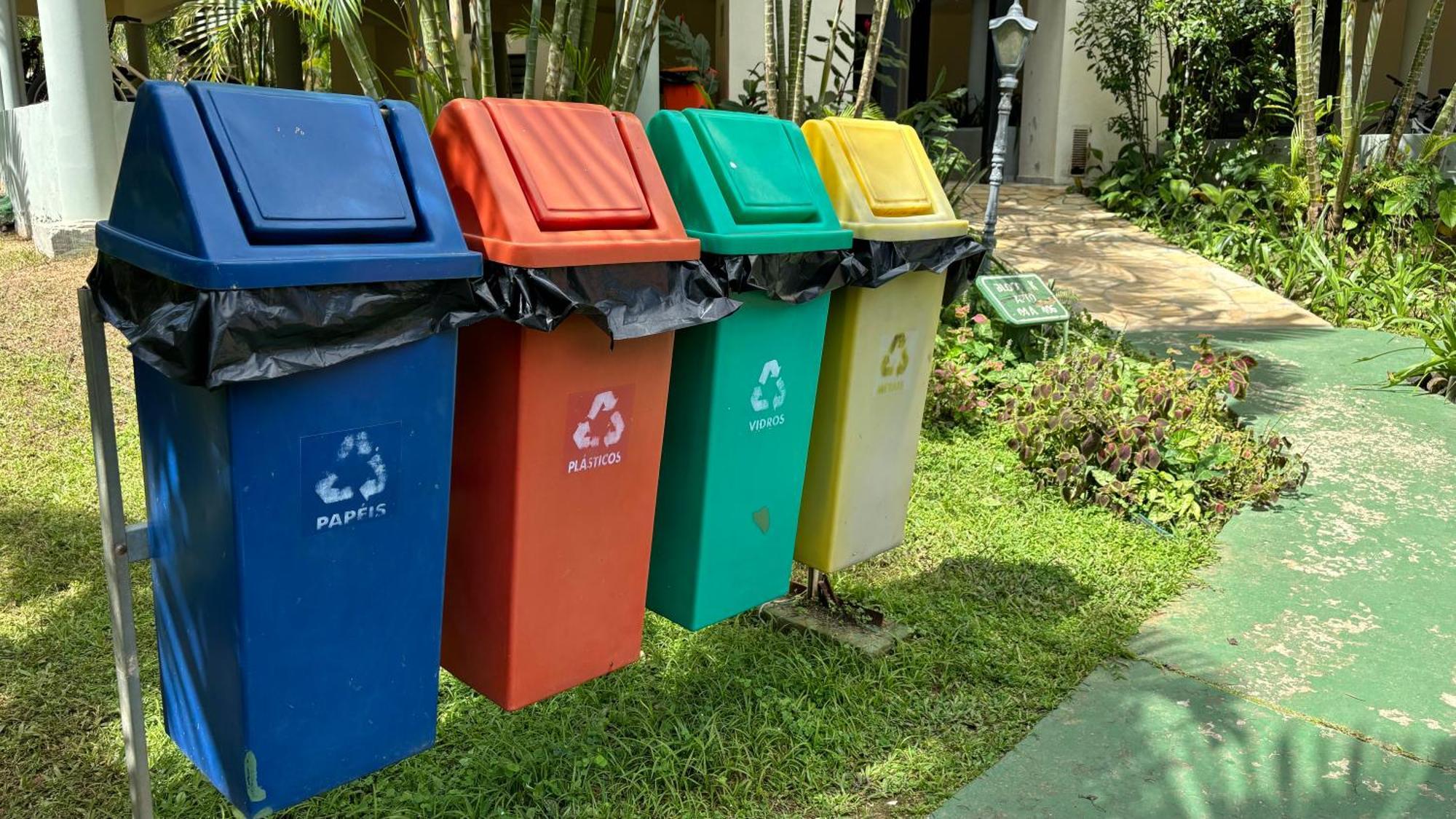 Condominio Com Muita Diversao Toninhas أوباتوبا المظهر الخارجي الصورة